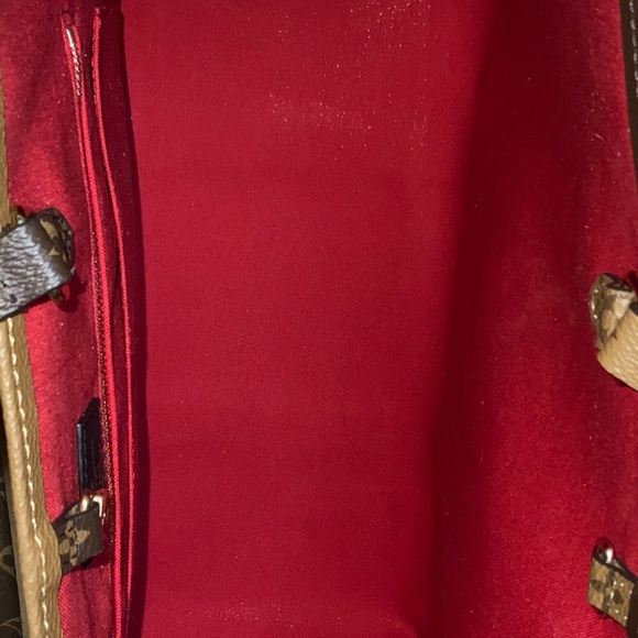 NWT Louis Vuitton ONTHEGO GM Tote Shoulder Bag Giant Monogram Brown + Extras ! - Picture 6 of 15